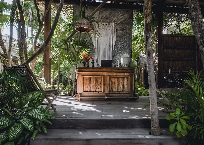 Nativus Glamping & Cenote