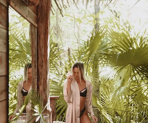 Nativus Glamping & Cenote 3*